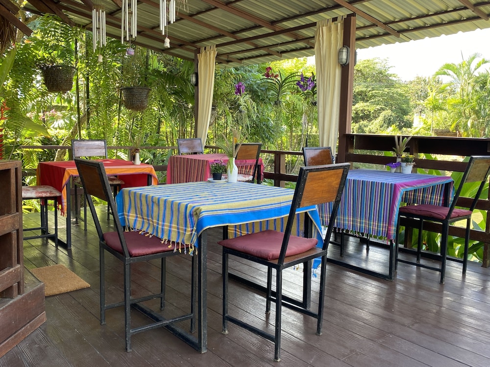 PURA VIDA PAI RESORT 44/65