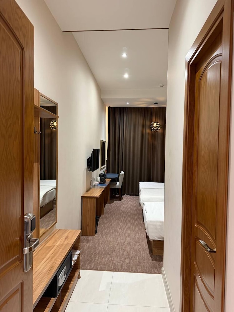 Sayyoh Hotel 40/61