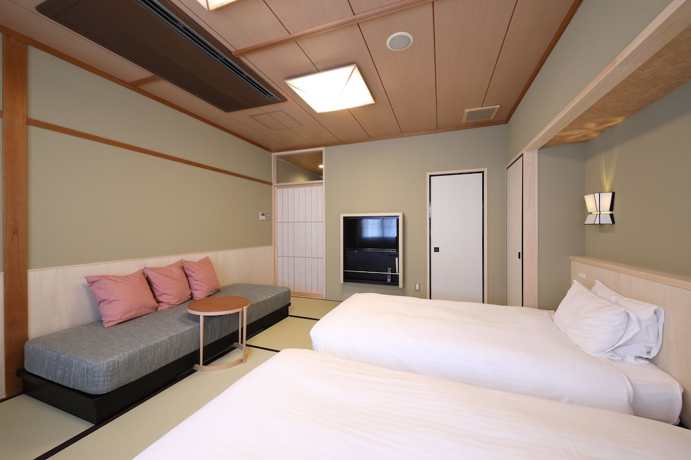 Gion Ryokan Karaku 18/49