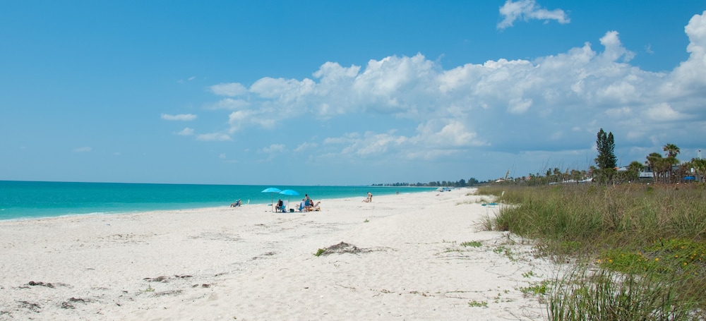 On the Beach Casey Key 52/64