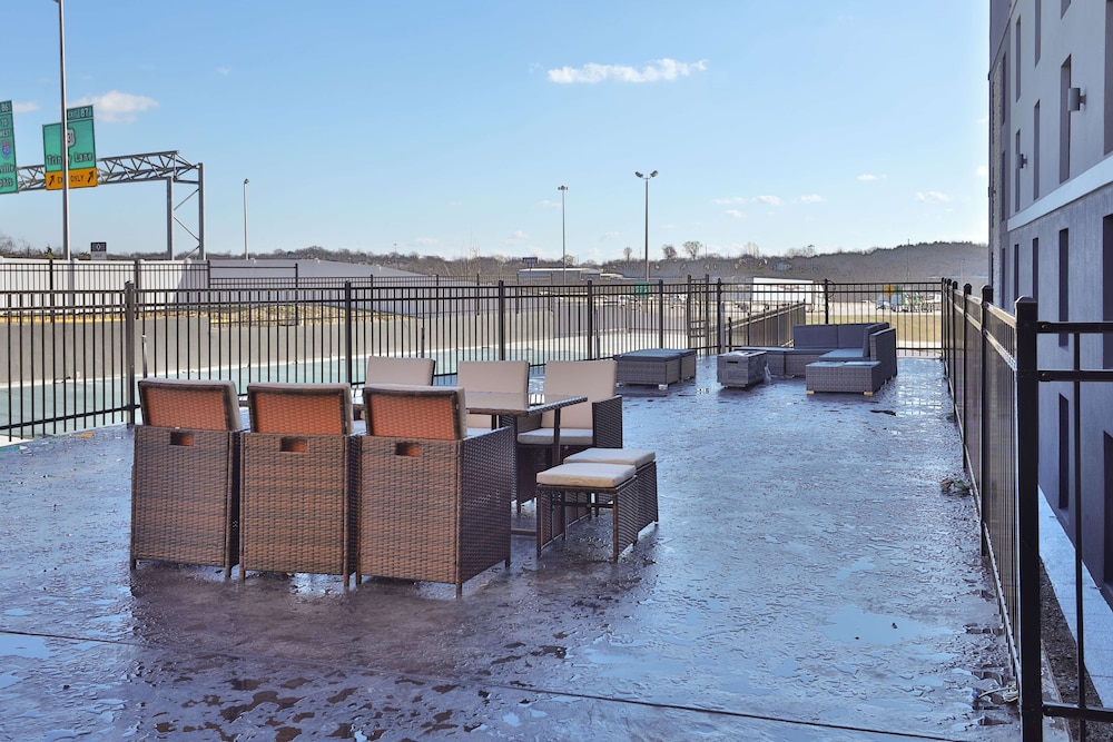 Best Western Plus Executive Residency Nashville — 3