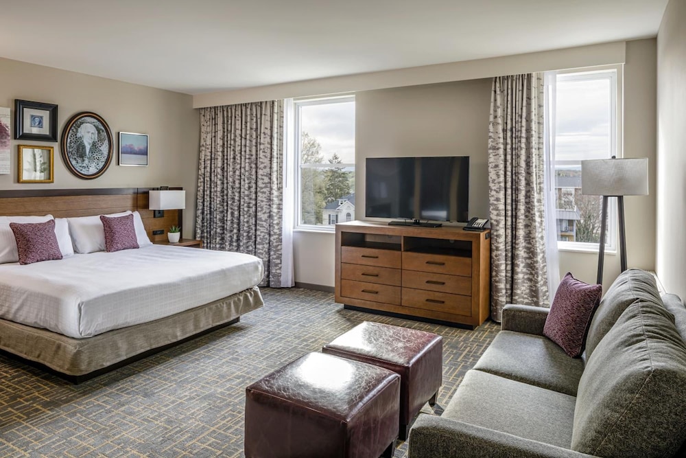 Hotel Madison & Shenandoah Conference Ctr 13/46