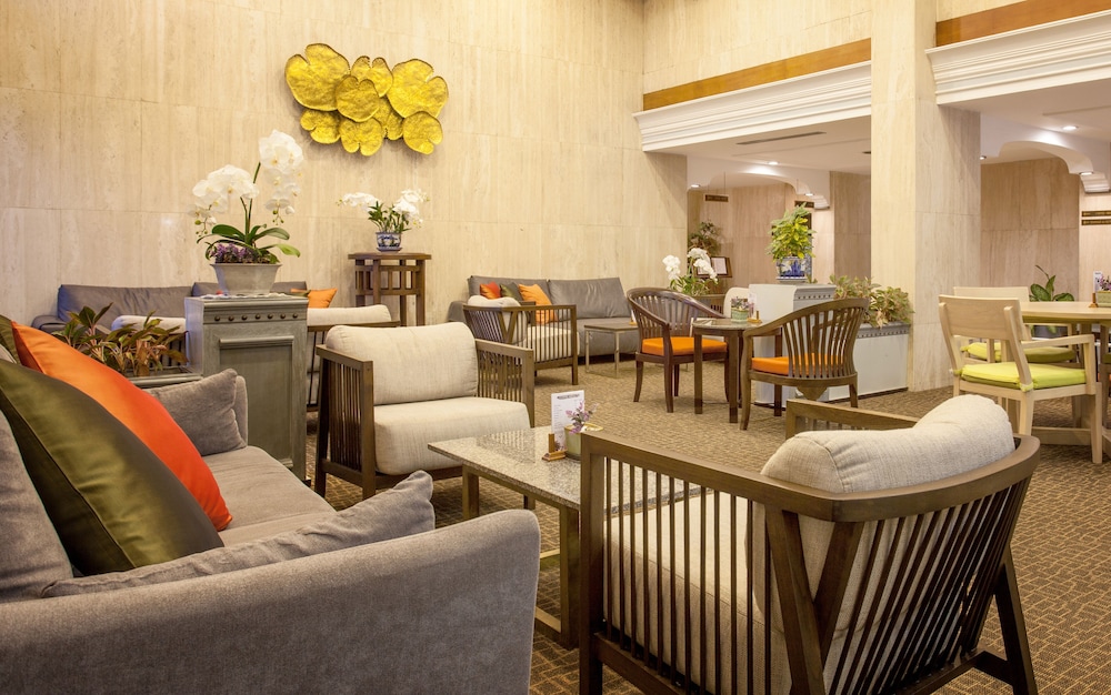 PHUKET MERLIN HOTEL 56/67