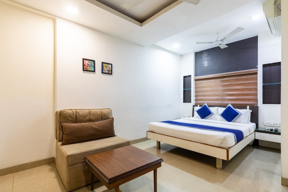 Hotel Kalinga 8/29
