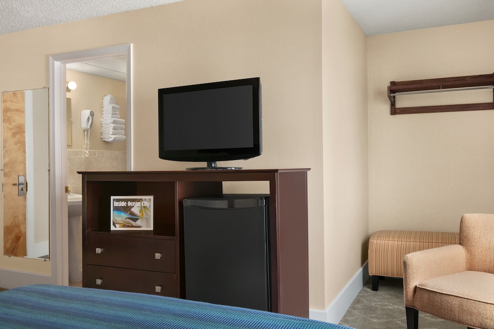 Harrison Hall Hotel 38/50