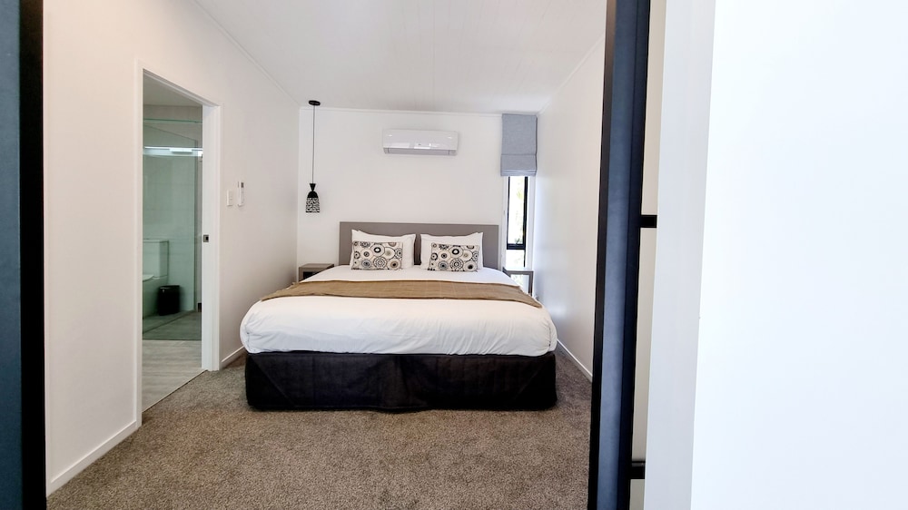 BEACH HOUSE KAWAU ISLAND 9/51