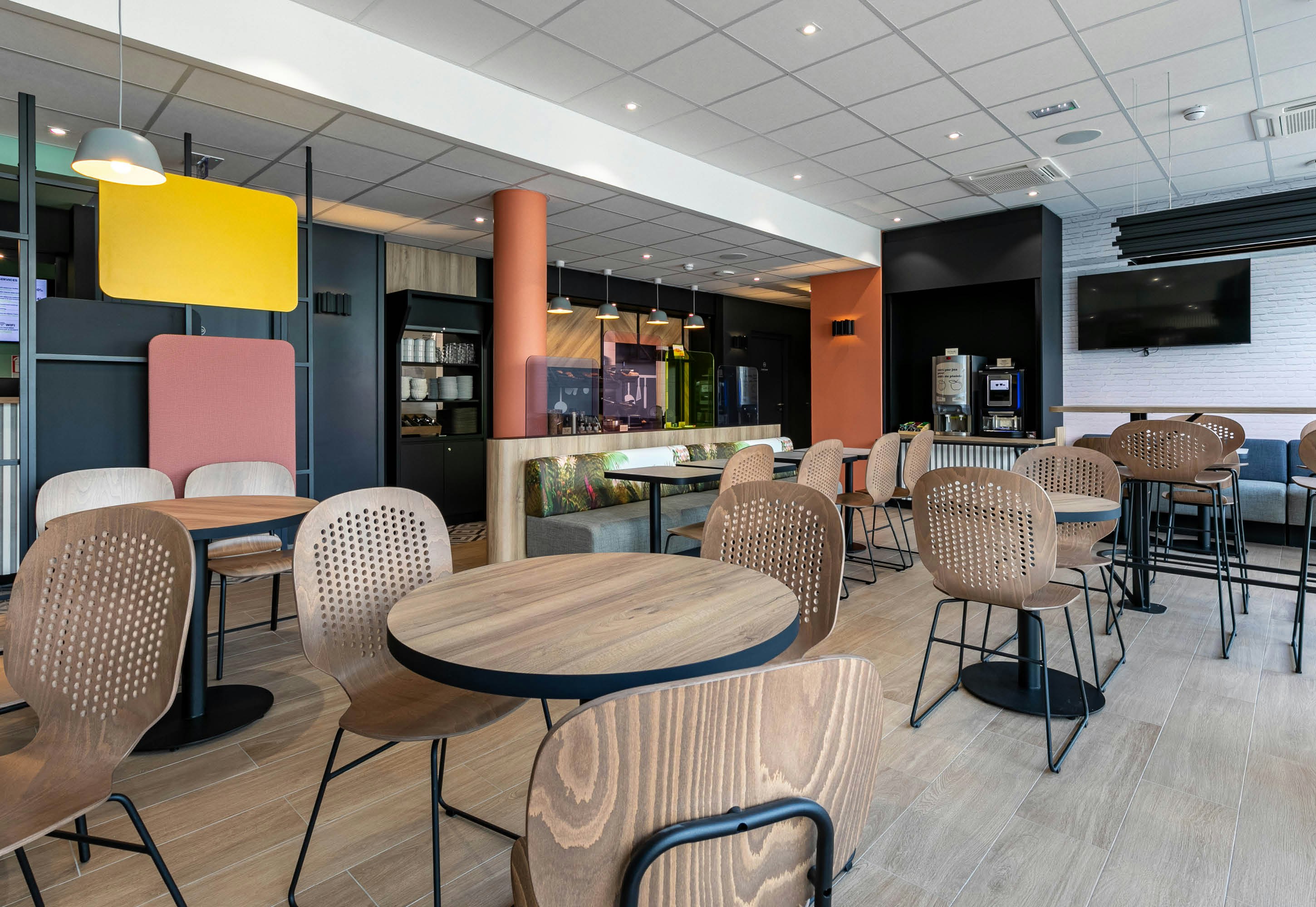 B&B Hotel Mulhouse Bale Aeroport 27/35
