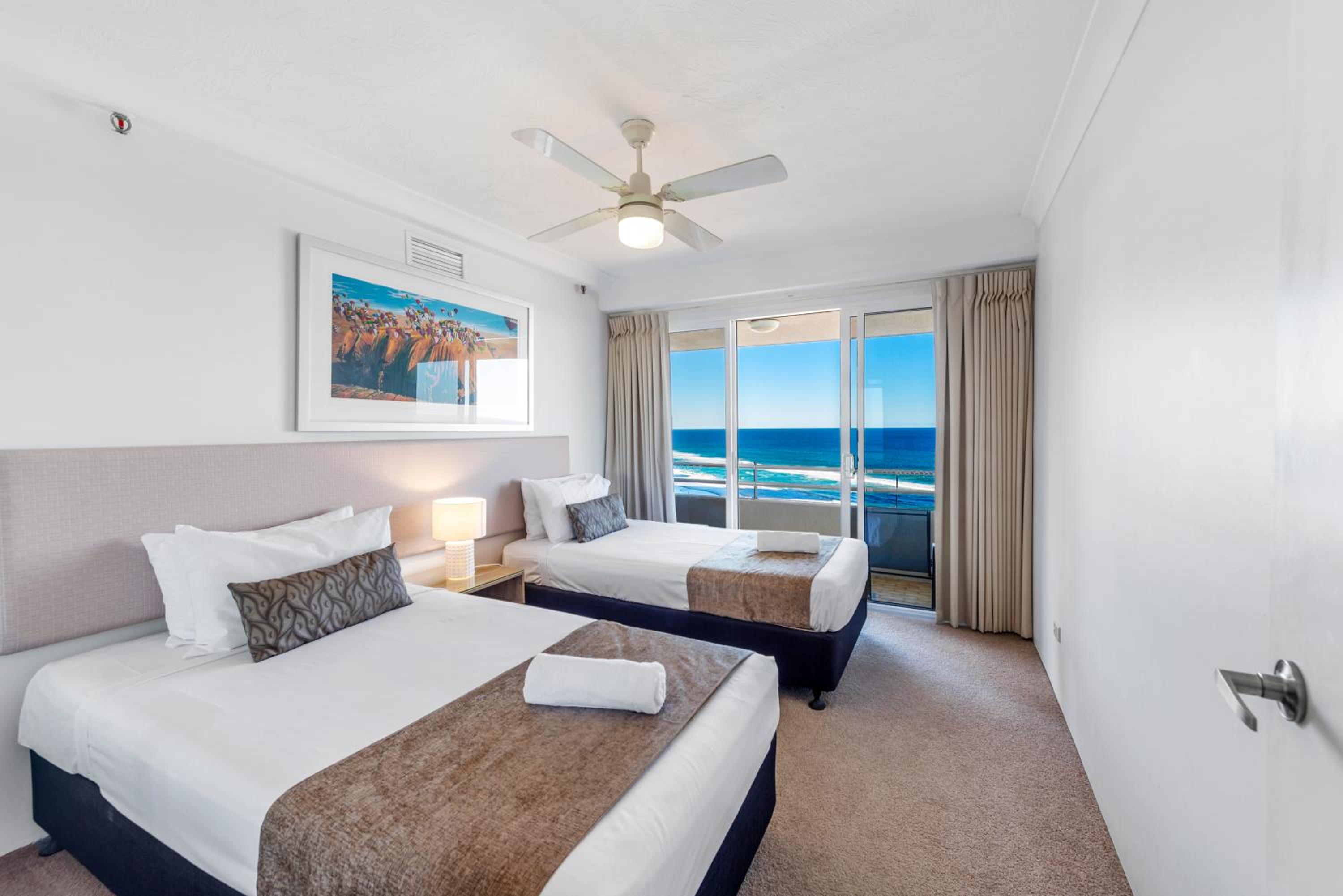 شقة ديلوكس بغرفتي نوم، Zenith Ocean Front Apartments 2/4