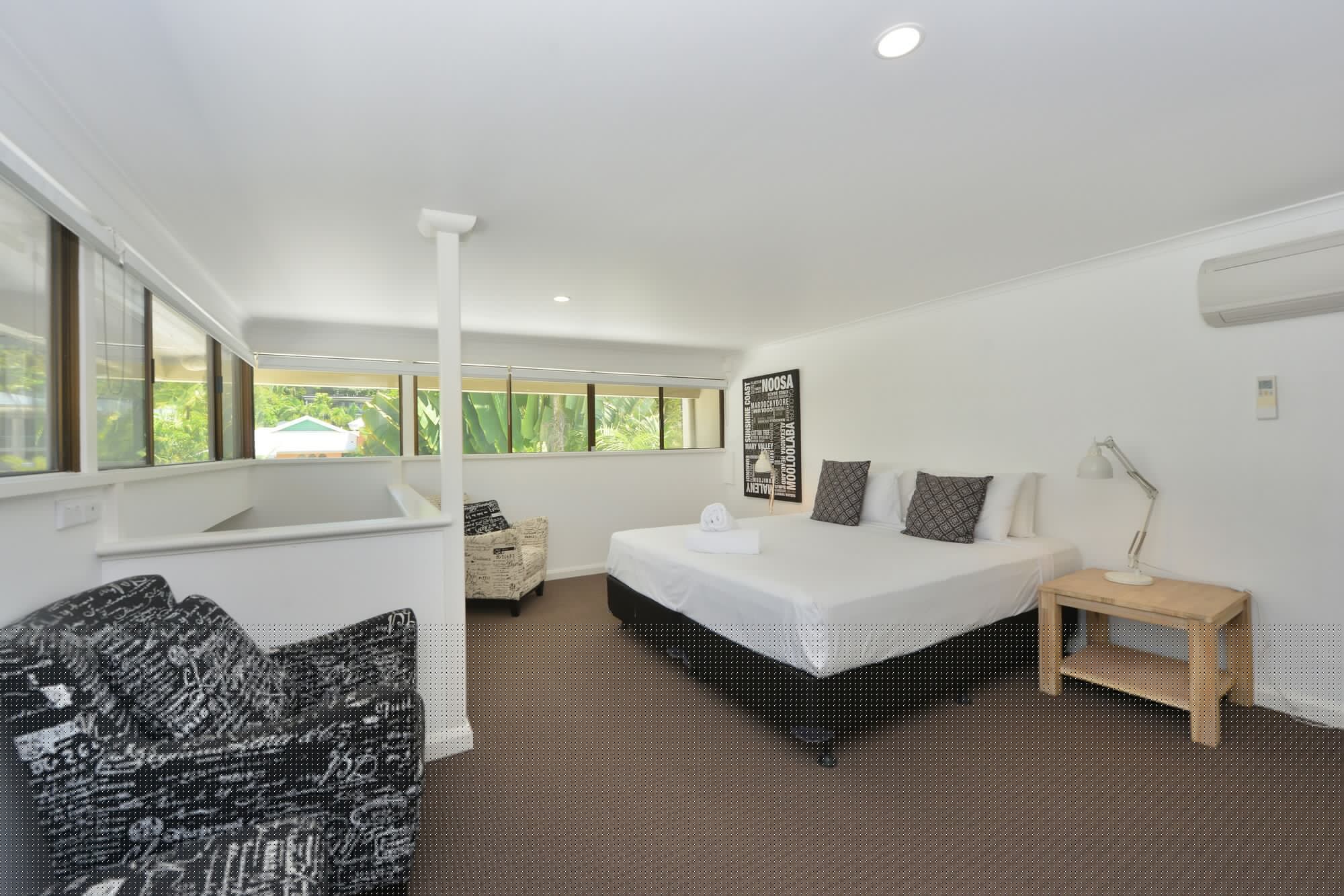 3 BEDROOMS, LOFT