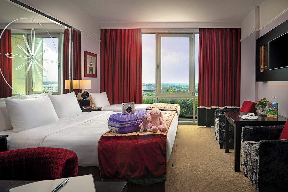 Family, 1 Double and 1 Single Bed, 3 Beds, with Child Extra Bed