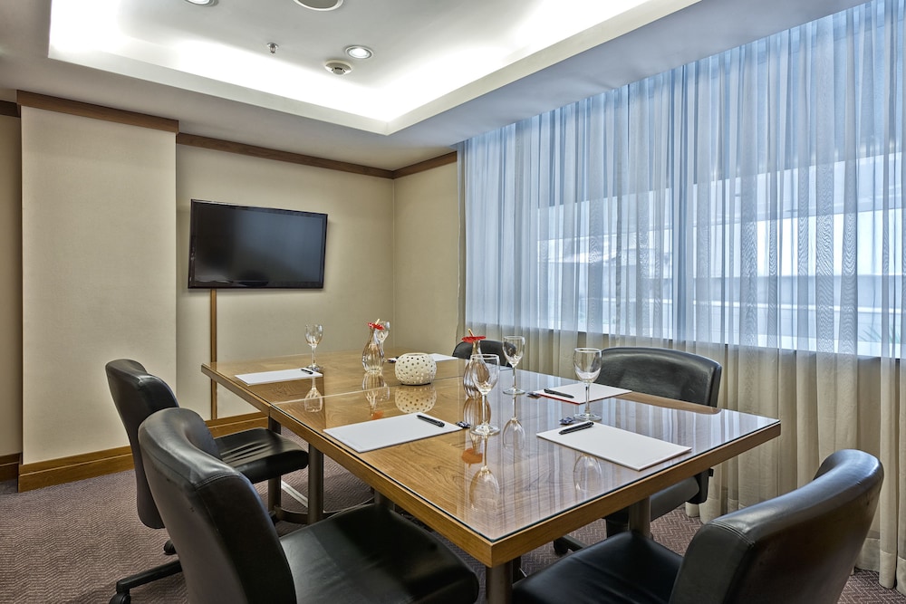 Melia Paulista 62/71