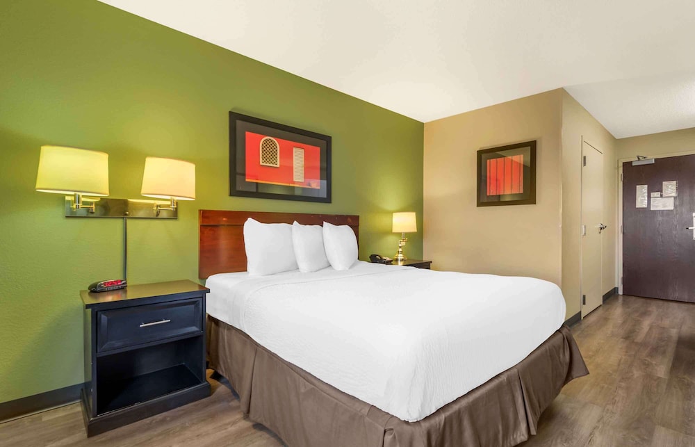 Extended Stay America - Minneapolis - Woodbury 23/52
