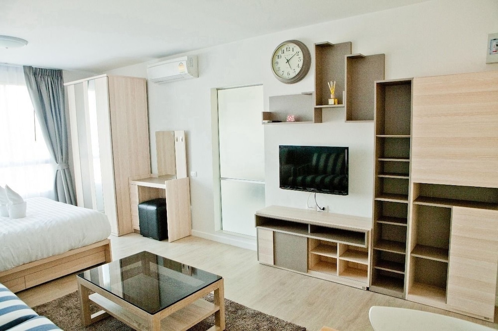 Baan Peang Ploen A712 By Huahin Holiday Condo 6/13