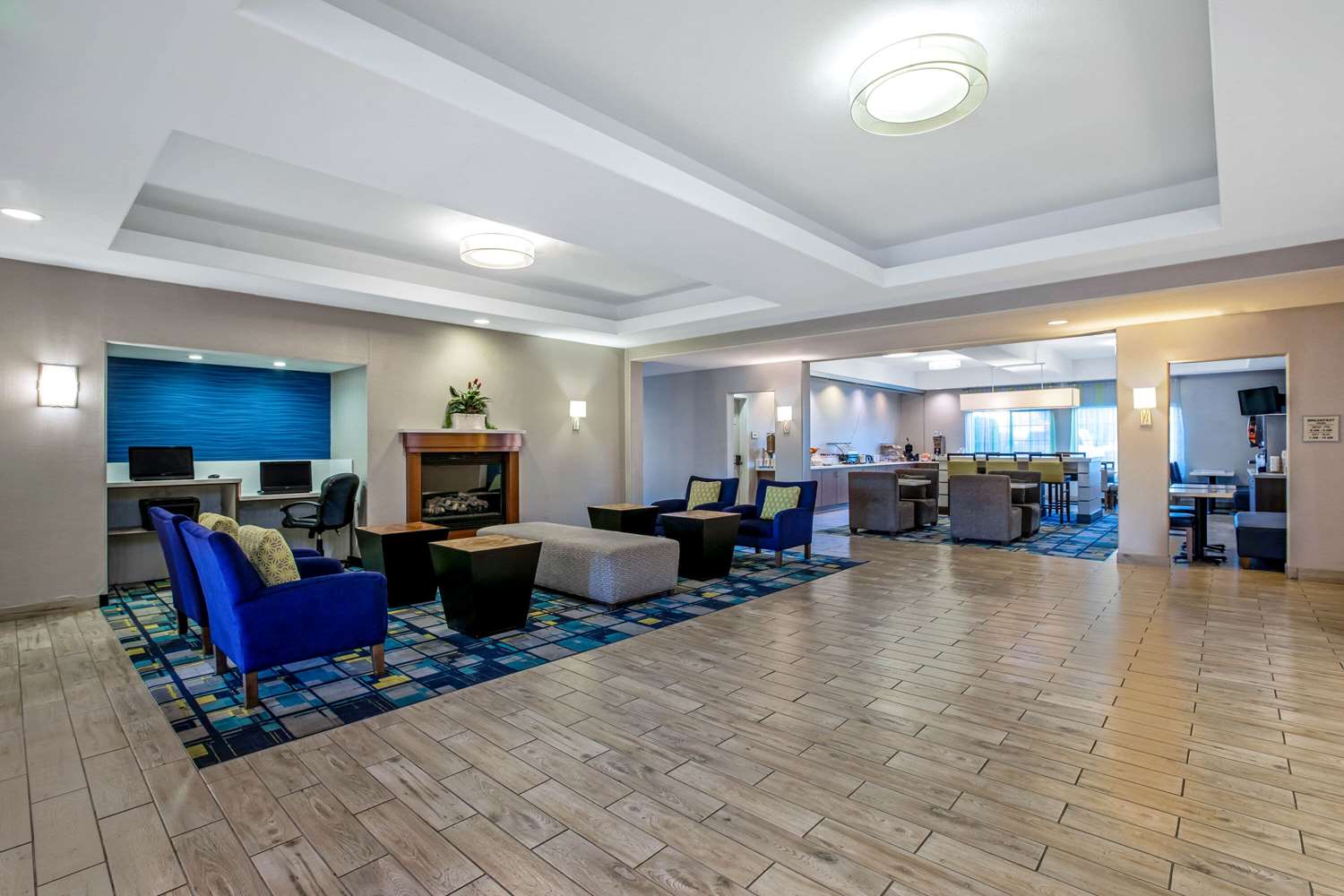 La Quinta Inn Suites Manteca Ripon 32/39