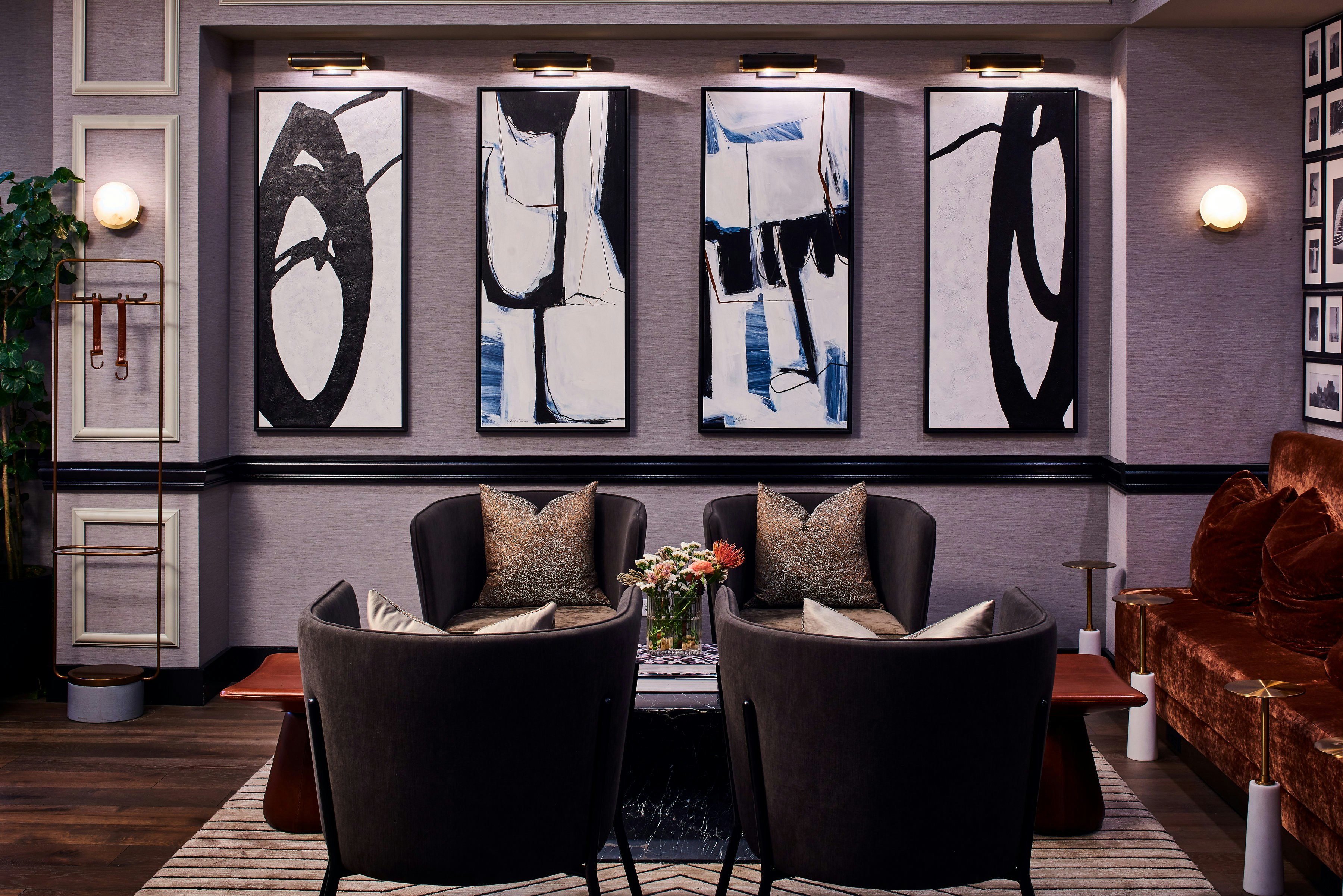 Claridge House Chicago, Tapestry Collection by Hilton 39/51
