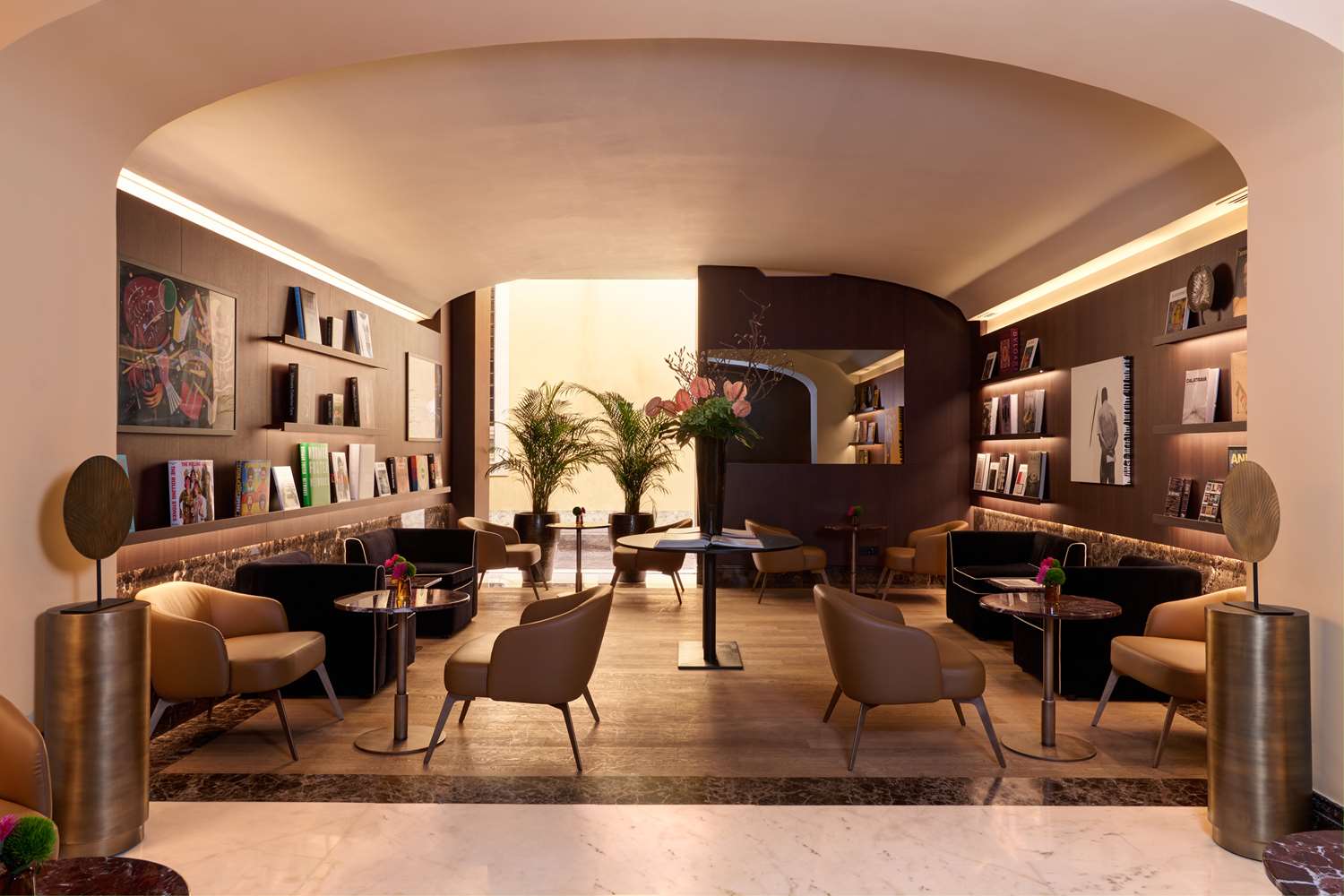 The First Roma Arte 40/50