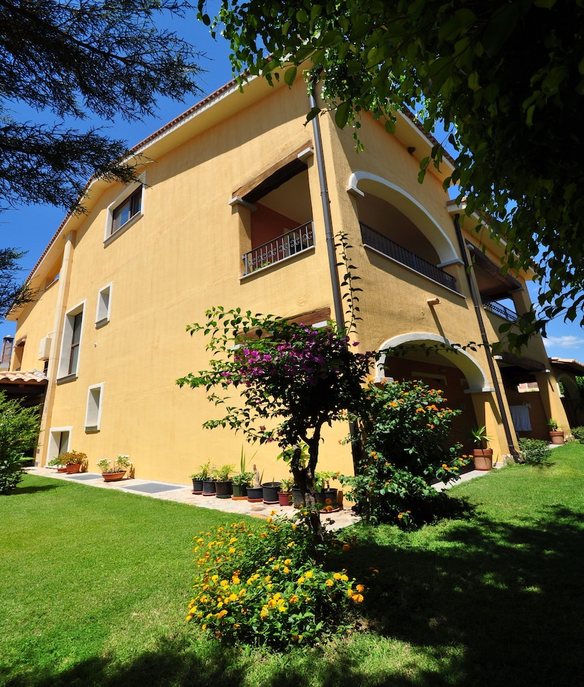 Il Girasole Hotel 4/50