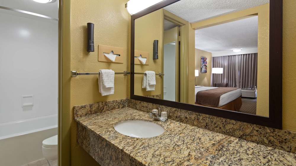 Ramada by Wyndham Cocoa 13/59
