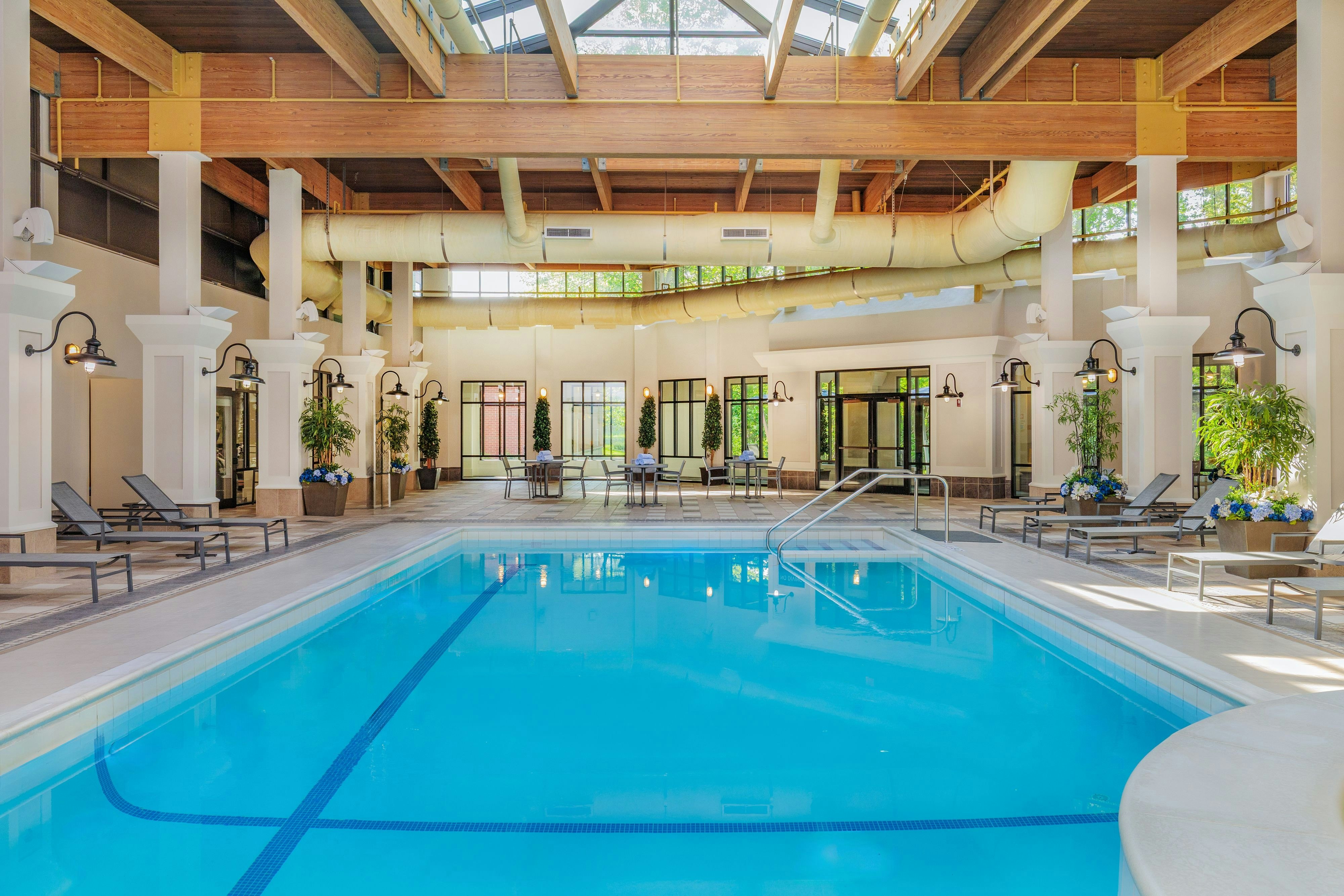 Four Points By Sheraton Norwood 20/50