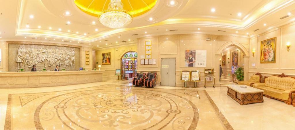 Vienna International Hotel Kunming (West Guangfu Road Station Branch) 16/48