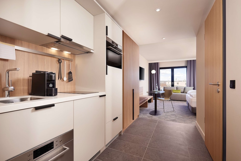 Adina Apartment Hotel Dusseldorf 10/50