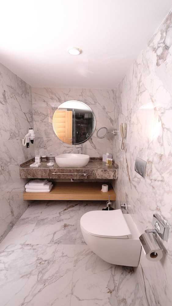 Grande Arte Hotel 57/58