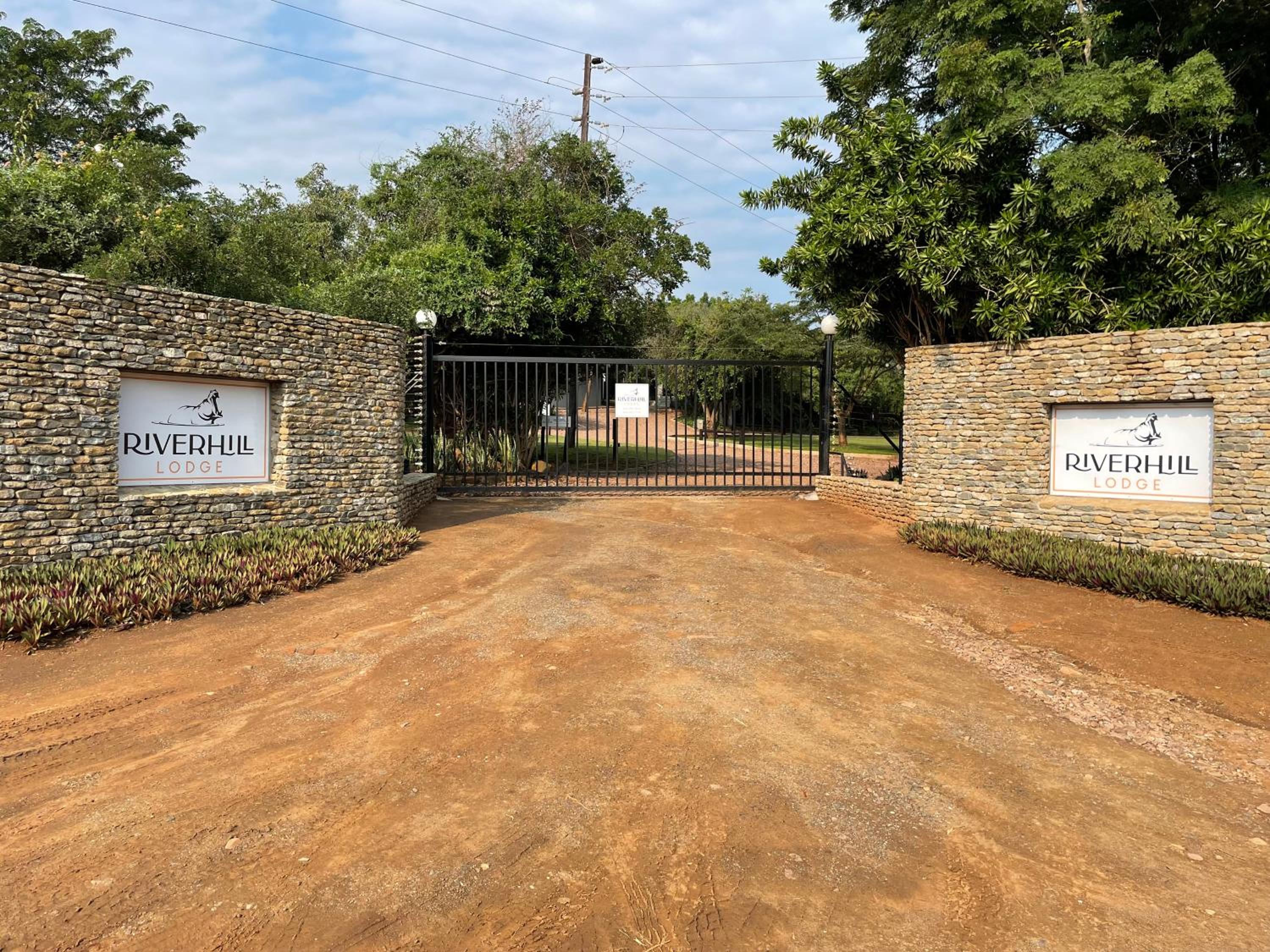 River Hill Lodge 17/21