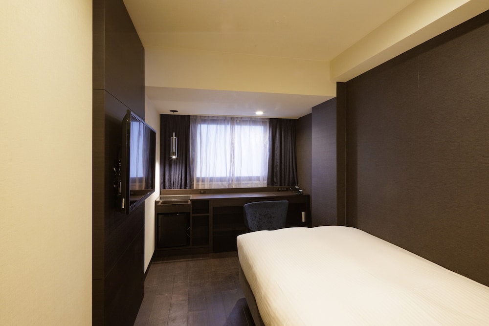 STANDARD, TWIN BEDS