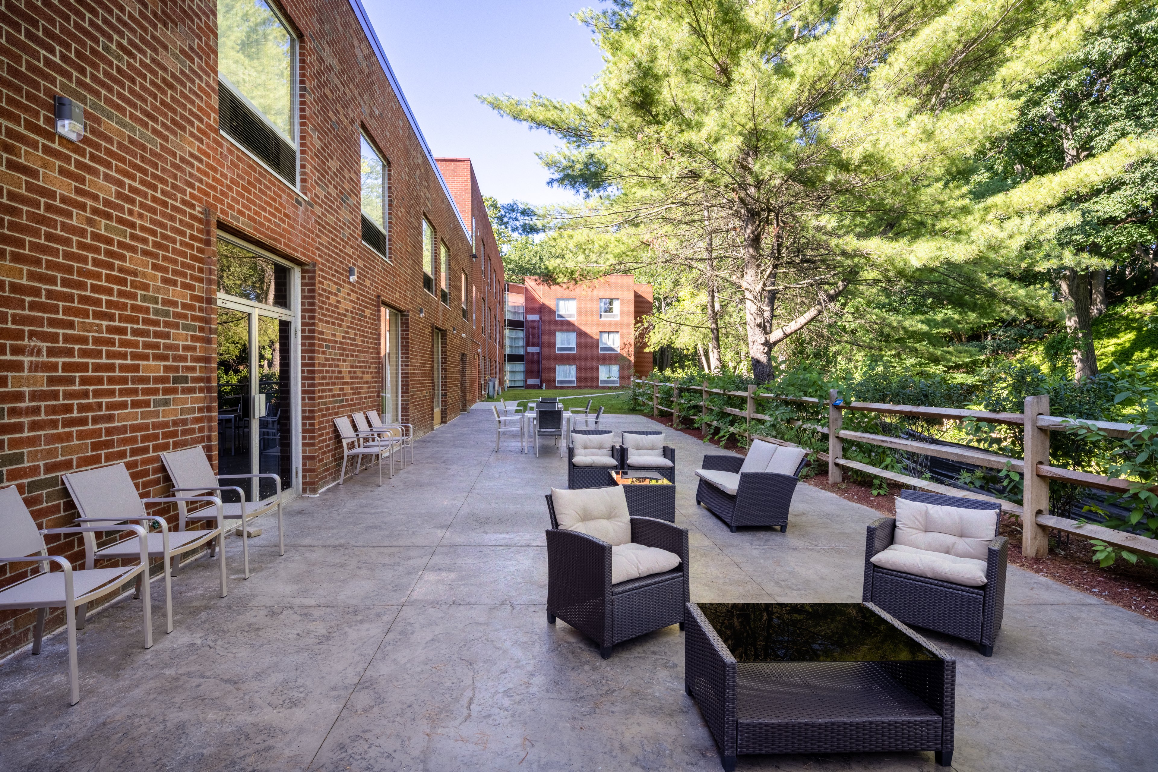 Holiday Inn Poughkeepsie 27/29