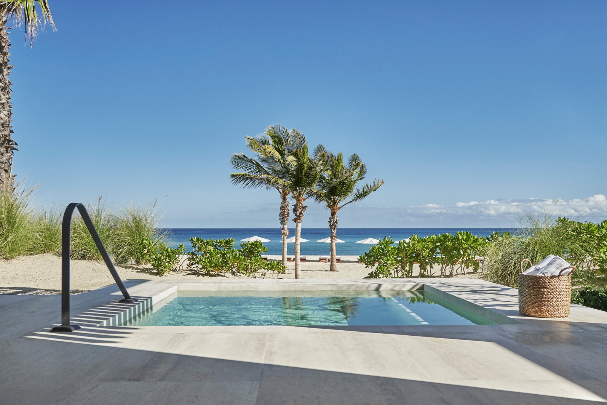Four Seasons Resort Los Cabos at Costa Palmas 37/48