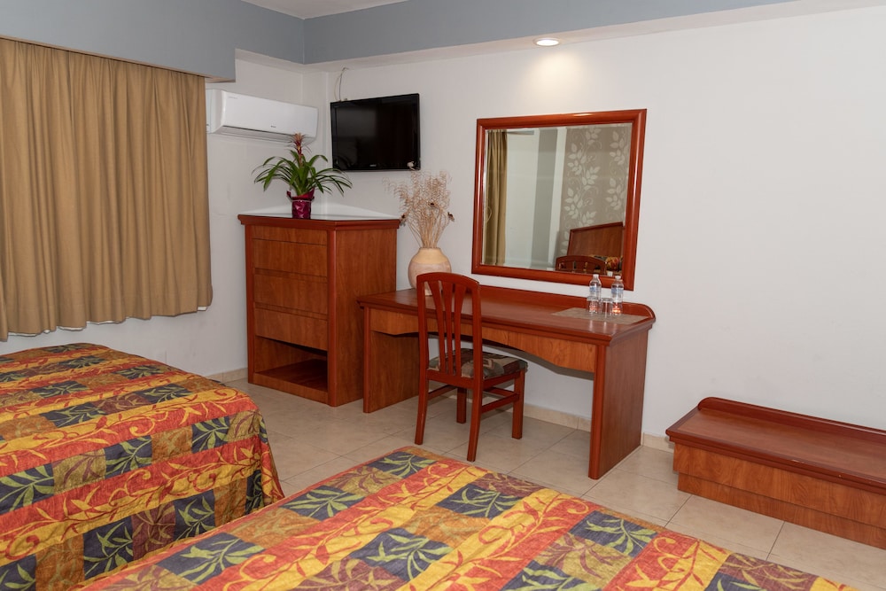 Hotel Impala 27/43