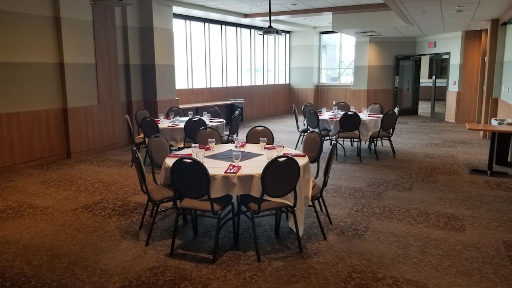 Canad Inns Destination Centre Health Sciences Centre 37/44
