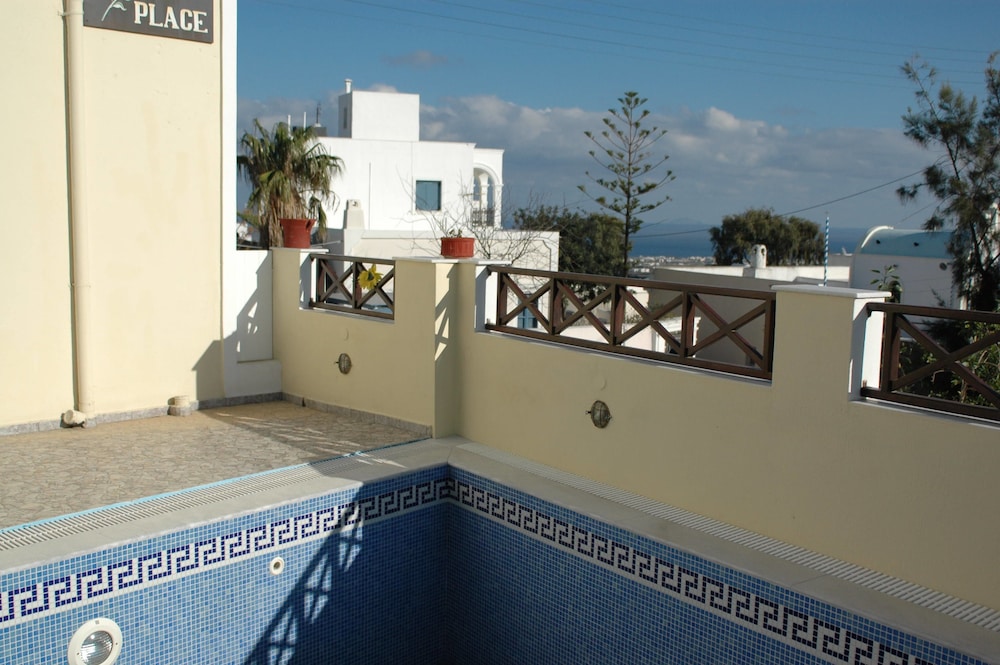 Vinas Place 29/49