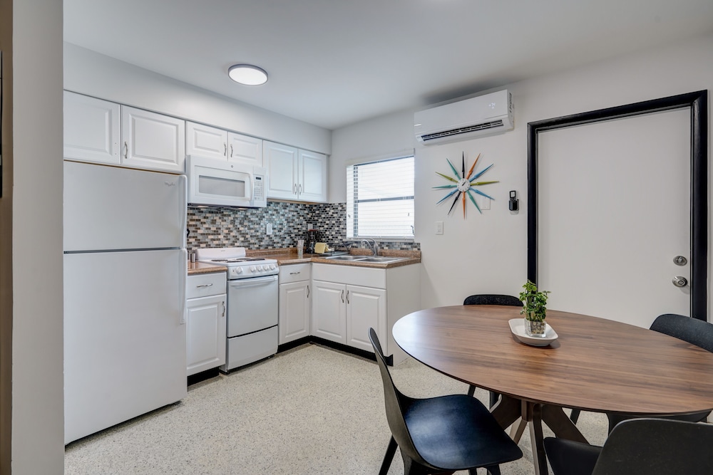 Ocean Villas of Deerfield 50/68