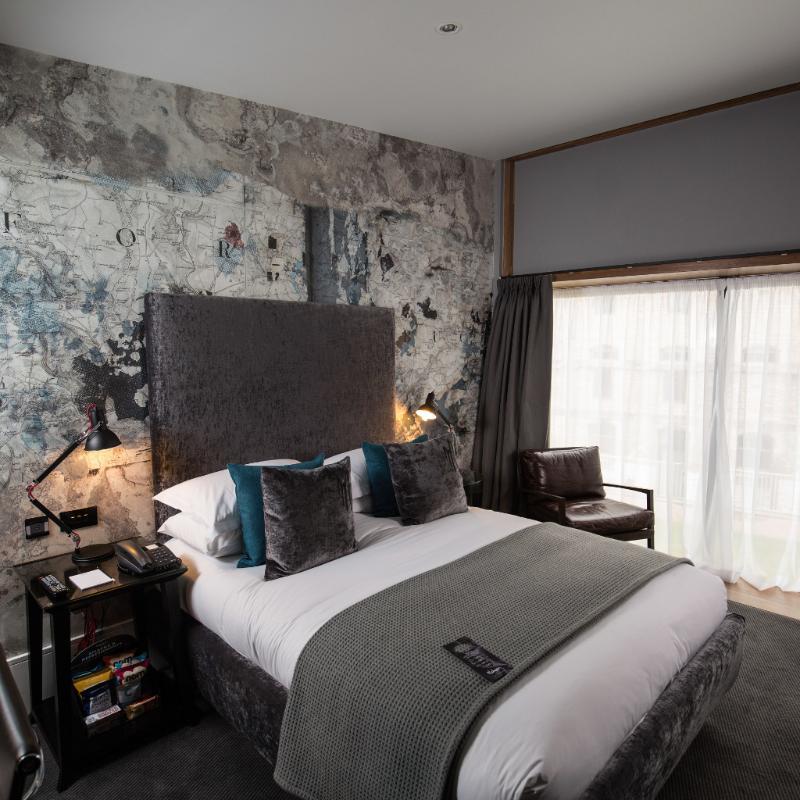 House, Double Bed