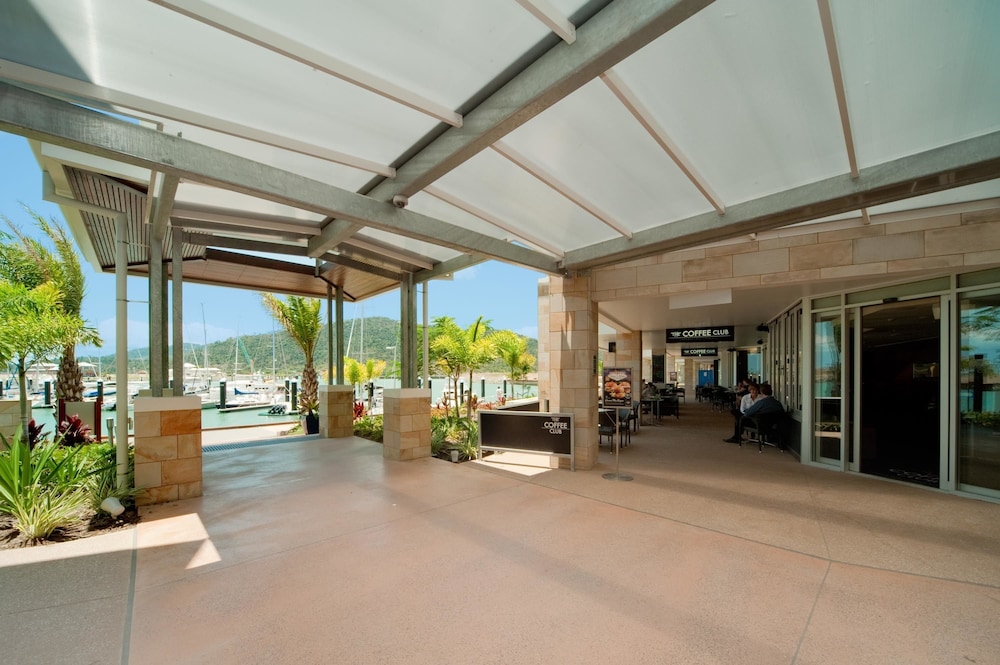 The Boathouse Apartments 15/70