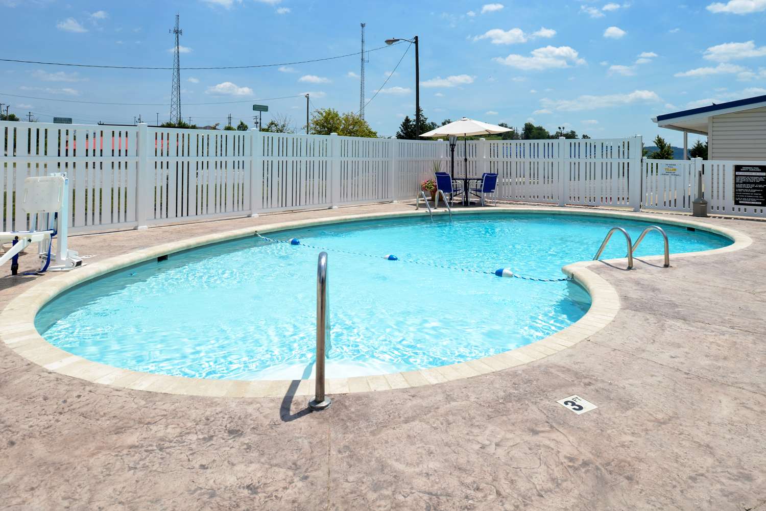 Americas Best Value Inn St. Clairsville/Wheeling 39/39