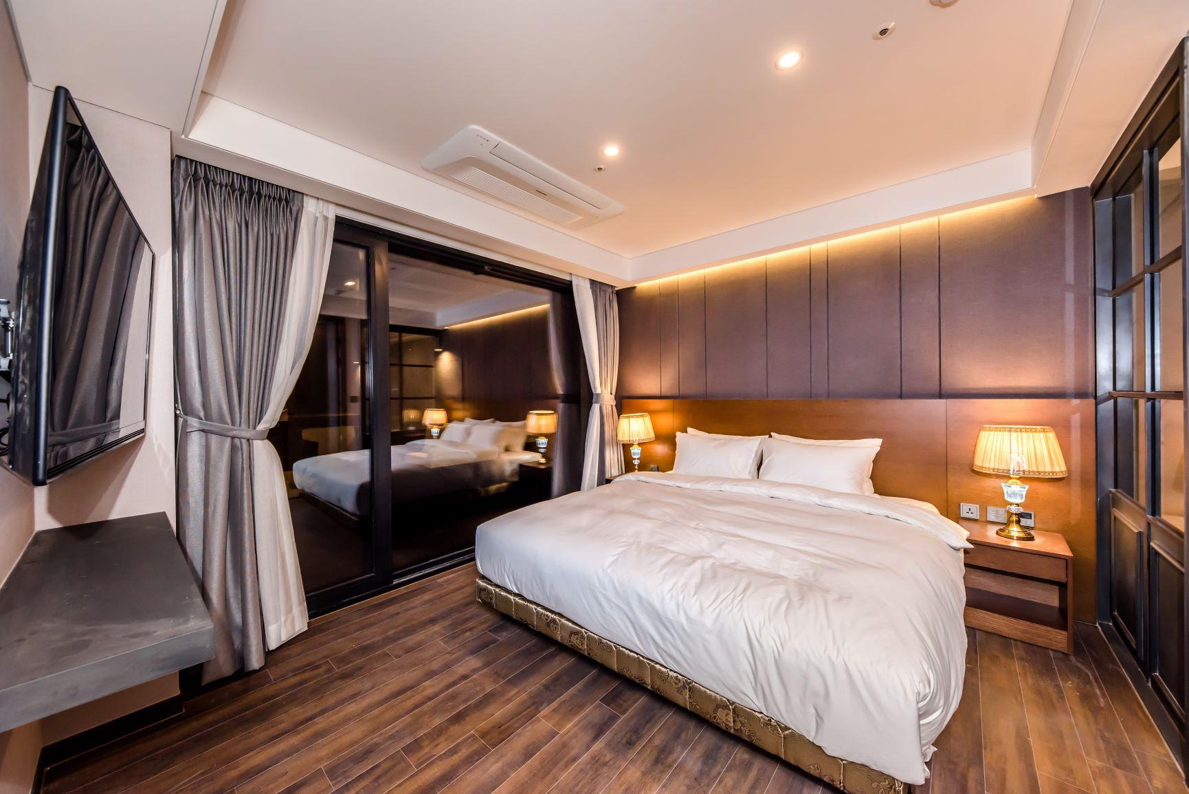 Pool, Suite, Villa, Infinity Pool Access