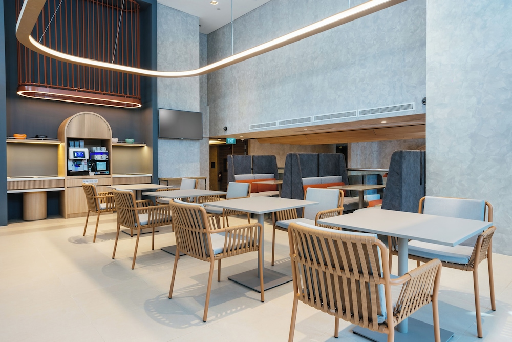 Novotel Living Singapore Orchard 42/60