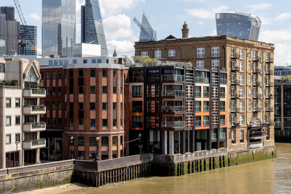 Locke At Broken Wharf 43/47
