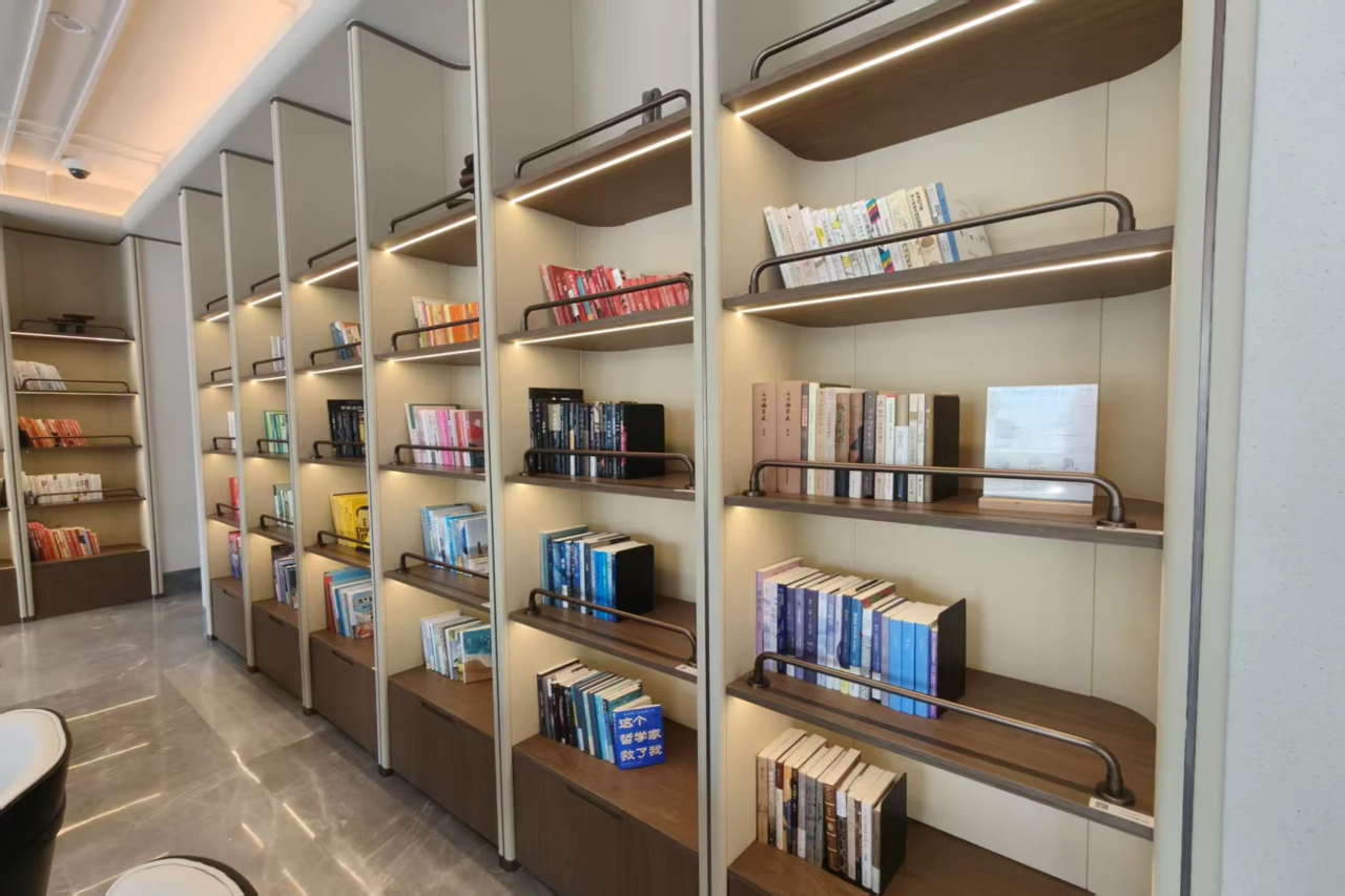 Shanghai North Bund Dalian Road Subway Station Atour Hotel 13/14