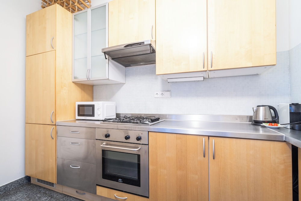 Royal Road Residence 37/50