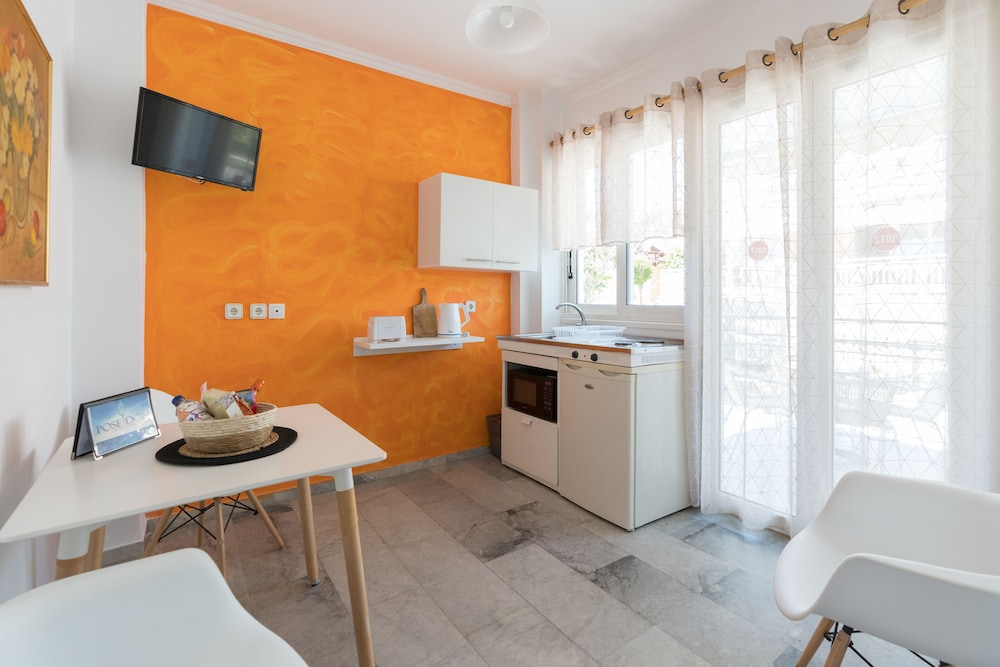 Poseidon Apartments 44/45