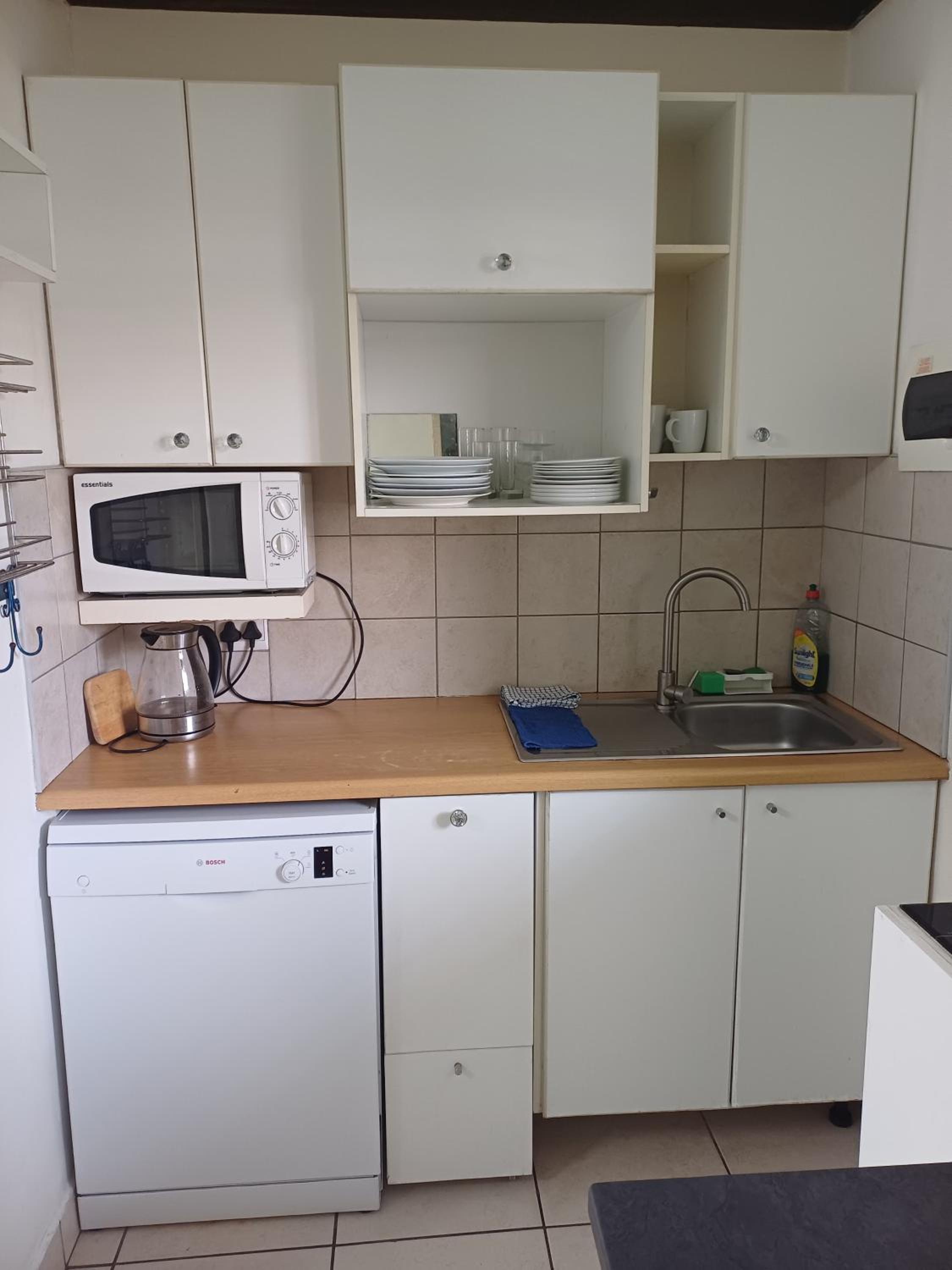 Santini Lace Self Catering 29/29