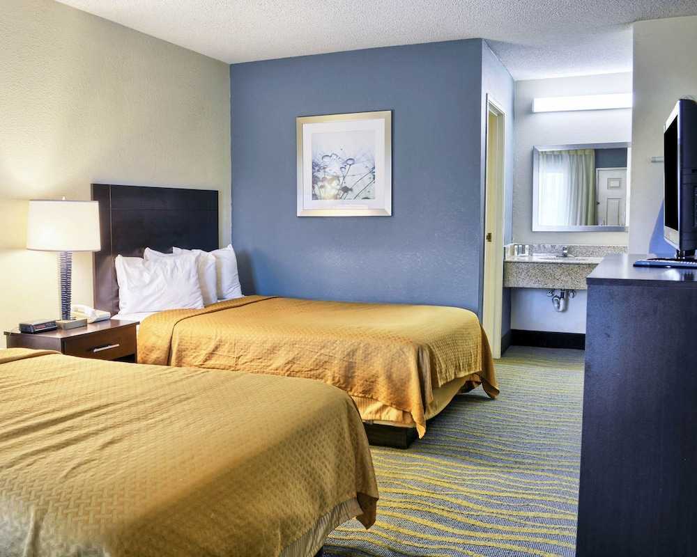 Quality Inn Thornburg 18/40