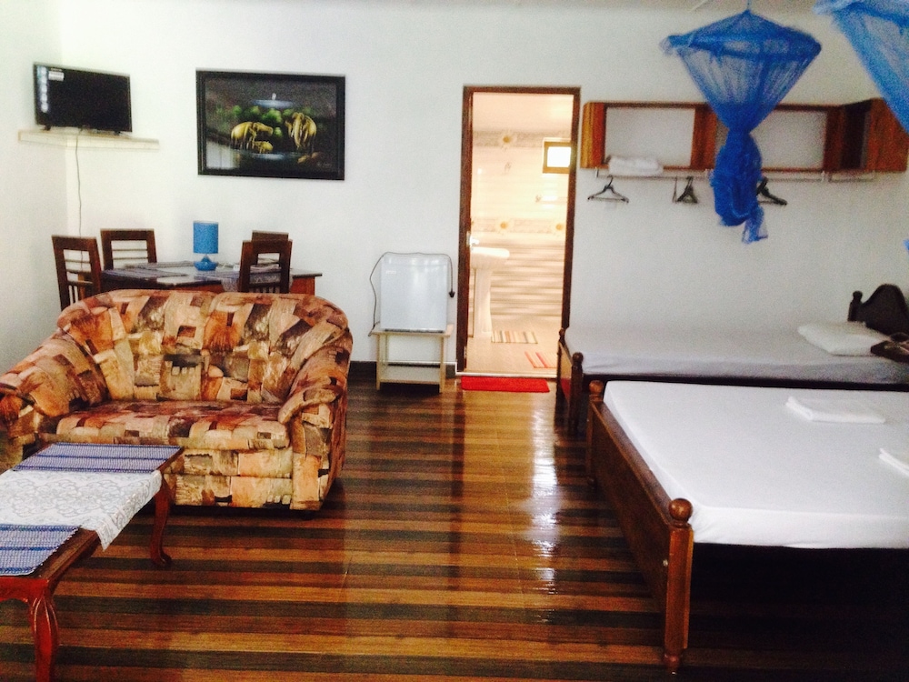 Yalegoda Walauwa Homestay 31/50