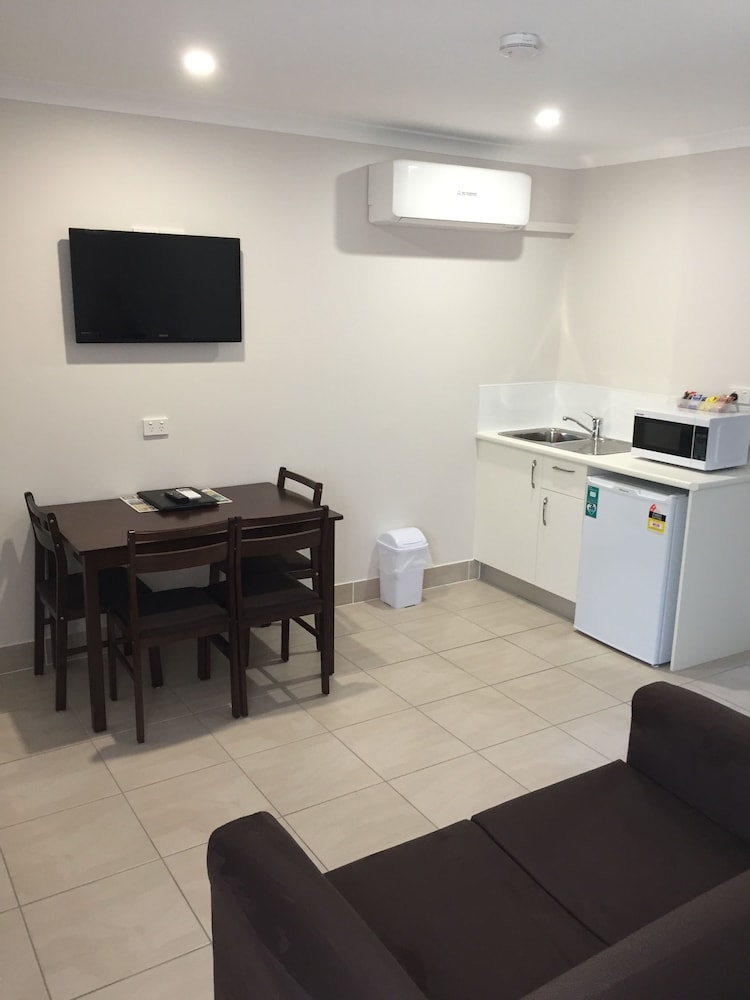 BEACHSIDE MOTOR INN 24/27