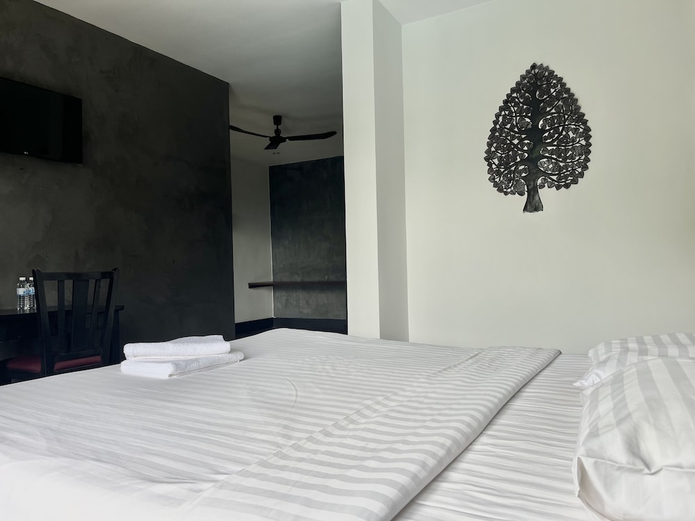 EXECUTIVE, DOUBLE BED