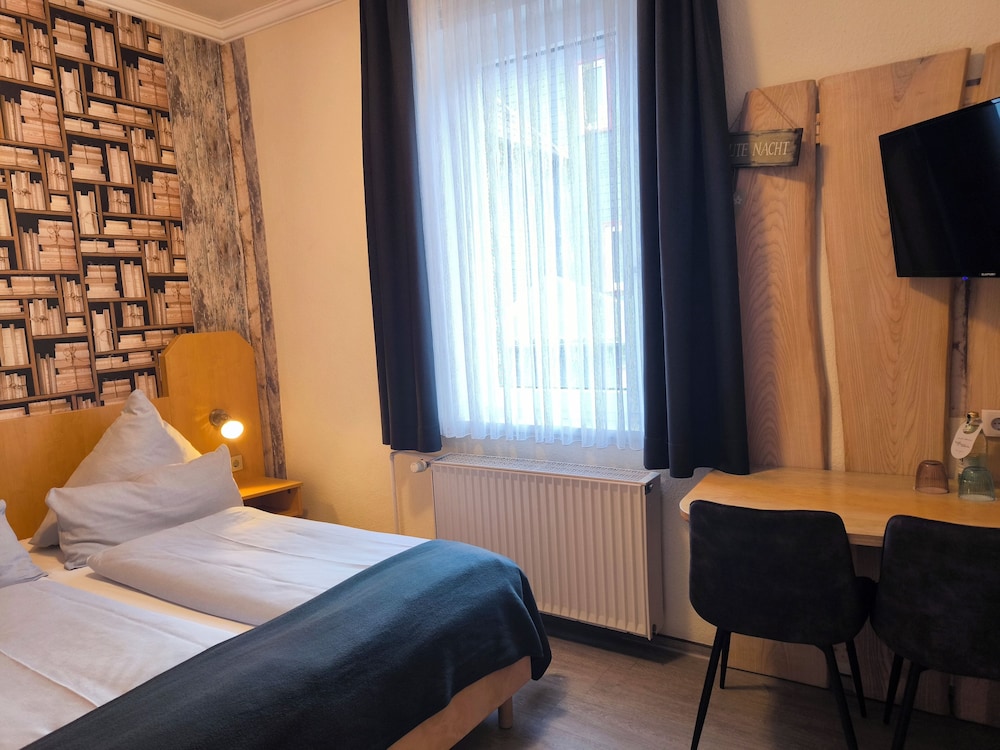 Hotel Am Kurpark 16/50