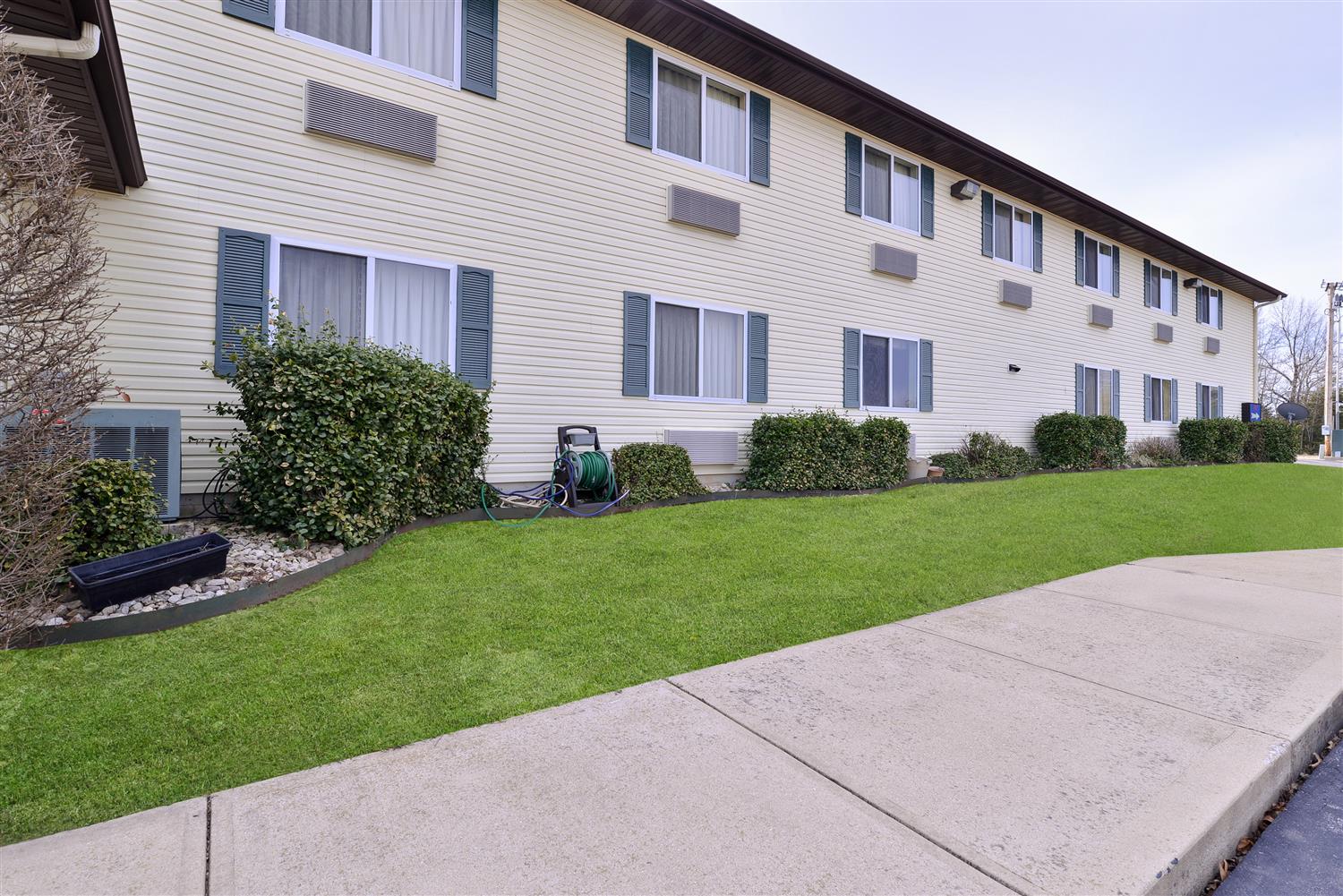 Americas Best Value Inn Seymour 26/26